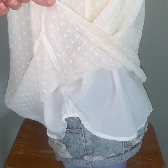 LOFT Sweet Pea Top NWT - Picture 7 of 10